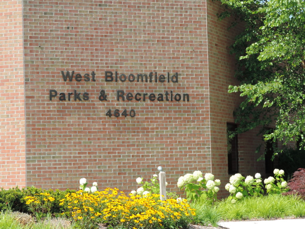 Foreclosed homes in West Bloomfield Michigan